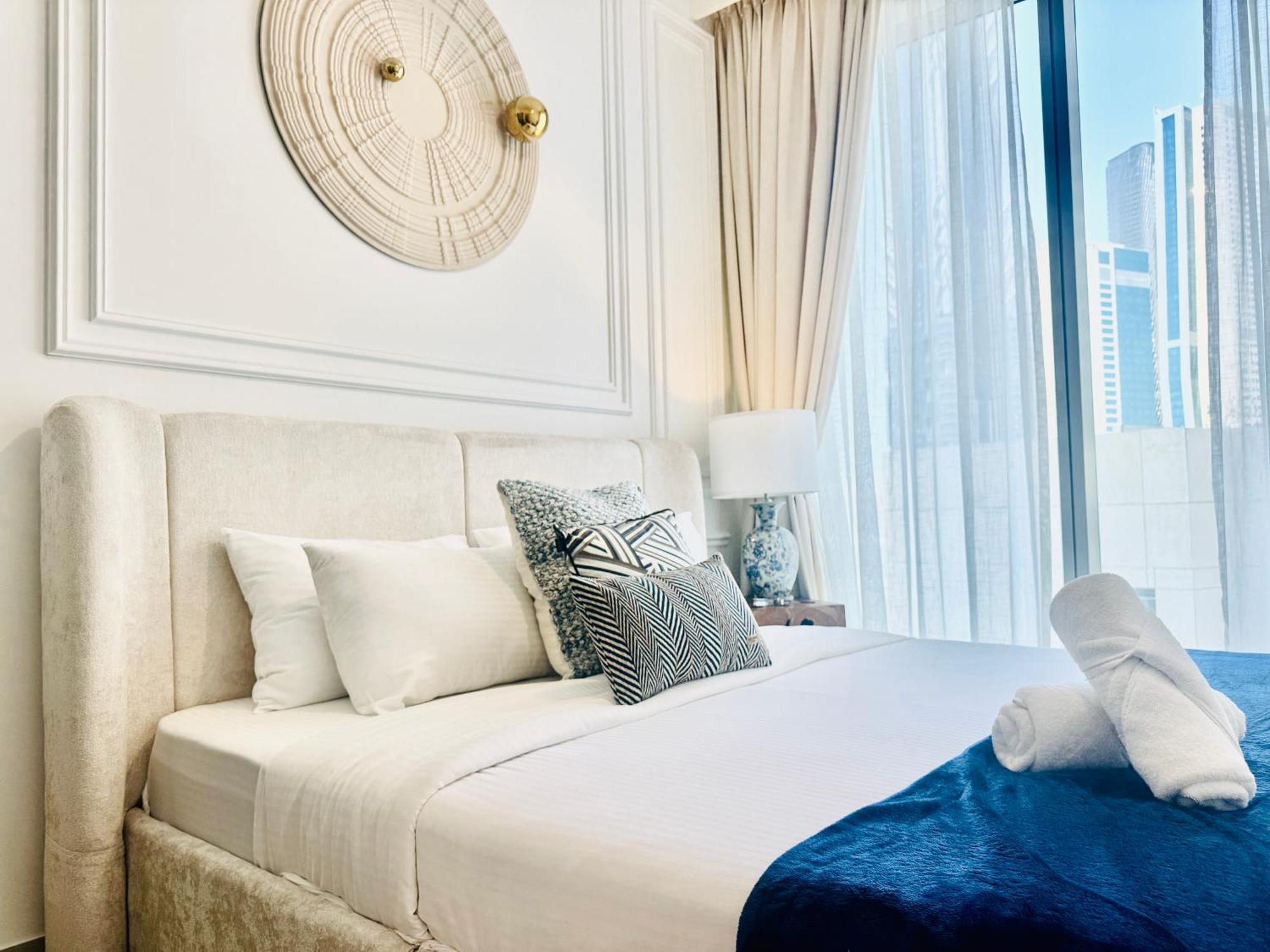 Venduras Homes - Tower, Downtown Dubai, Burj Views *