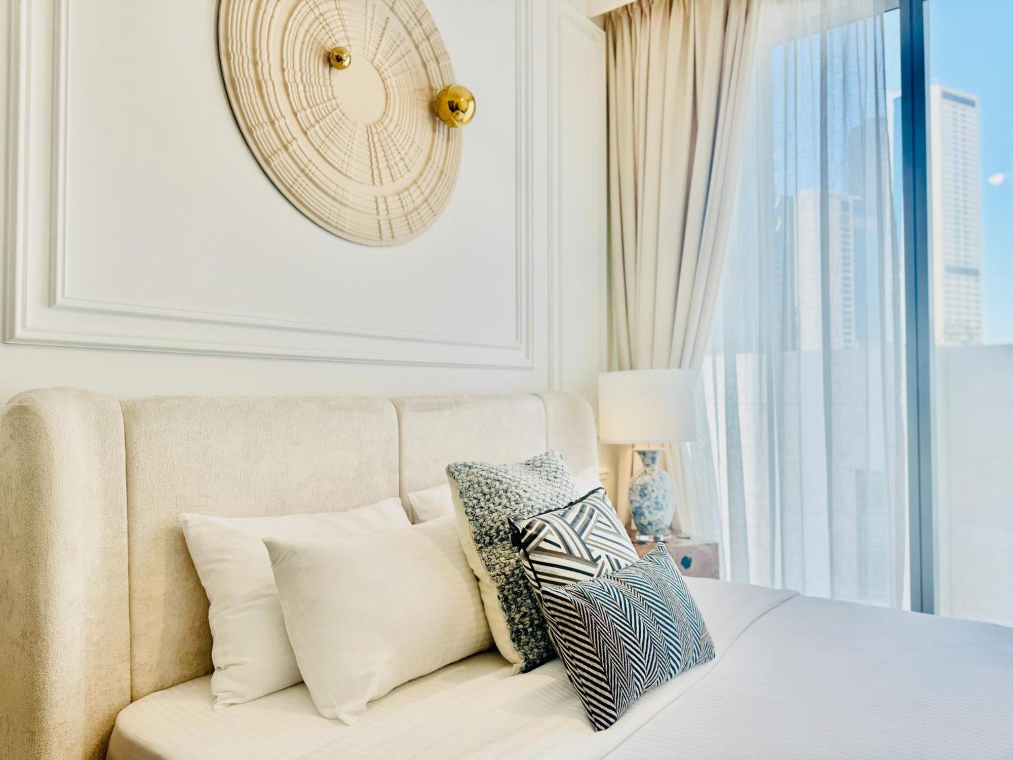 Apartment Venduras Homes - Tower, Downtown Dubai, Burj Views