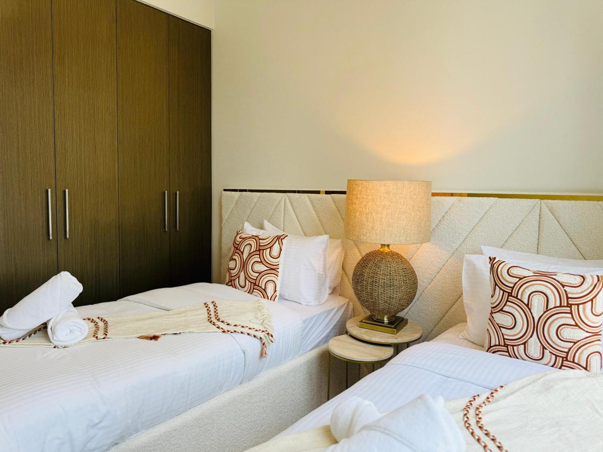 Apartment Venduras Homes - Tower, Downtown Dubai, Burj Views Dubai