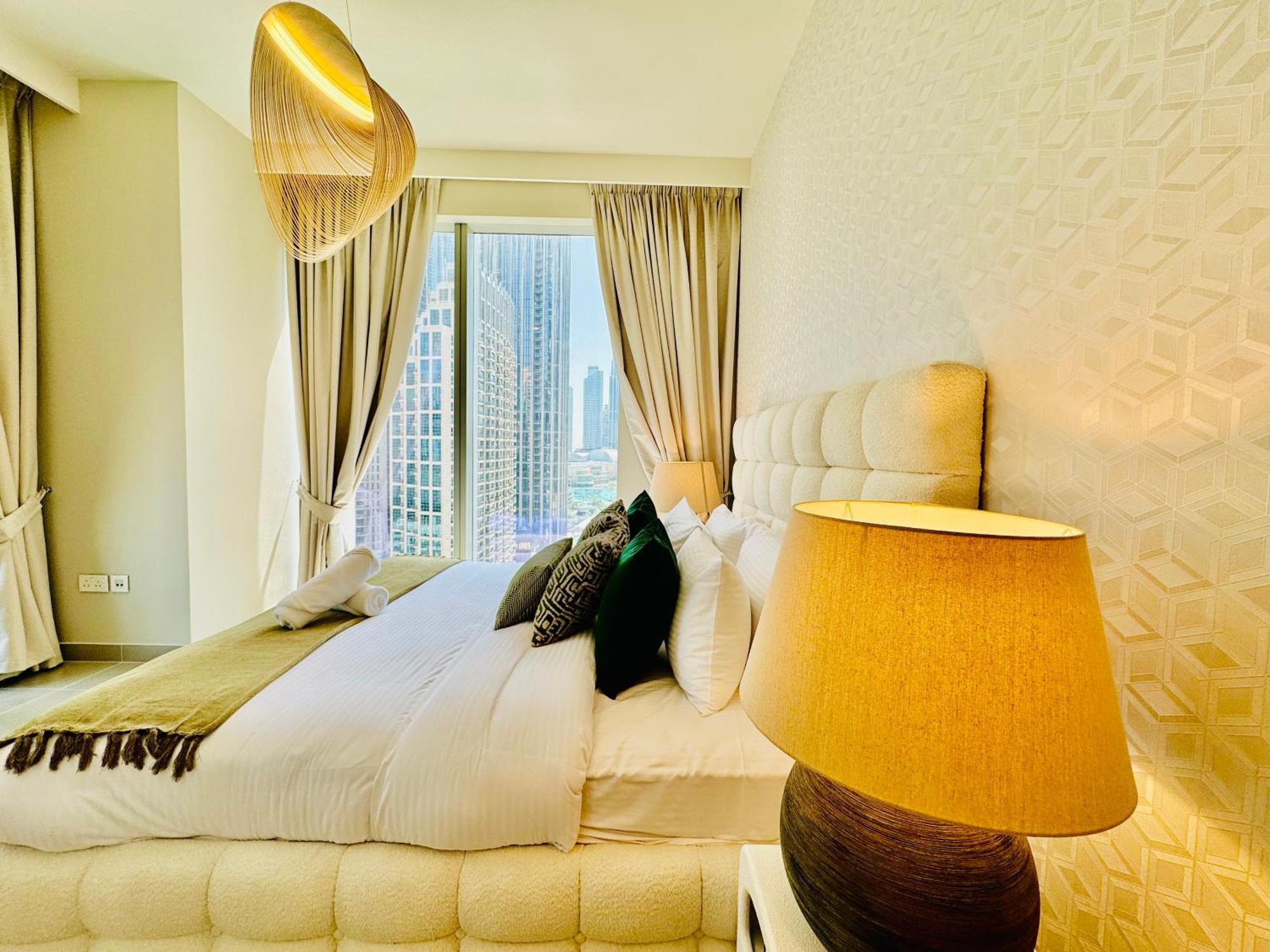 Apartment Venduras Homes - Tower, Downtown Dubai, Burj Views
