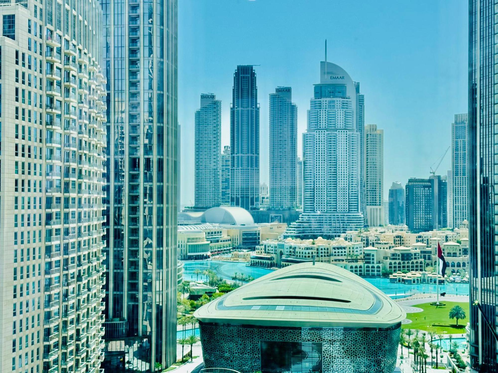 Apartment Venduras Homes - Tower, Downtown Dubai, Burj Views *